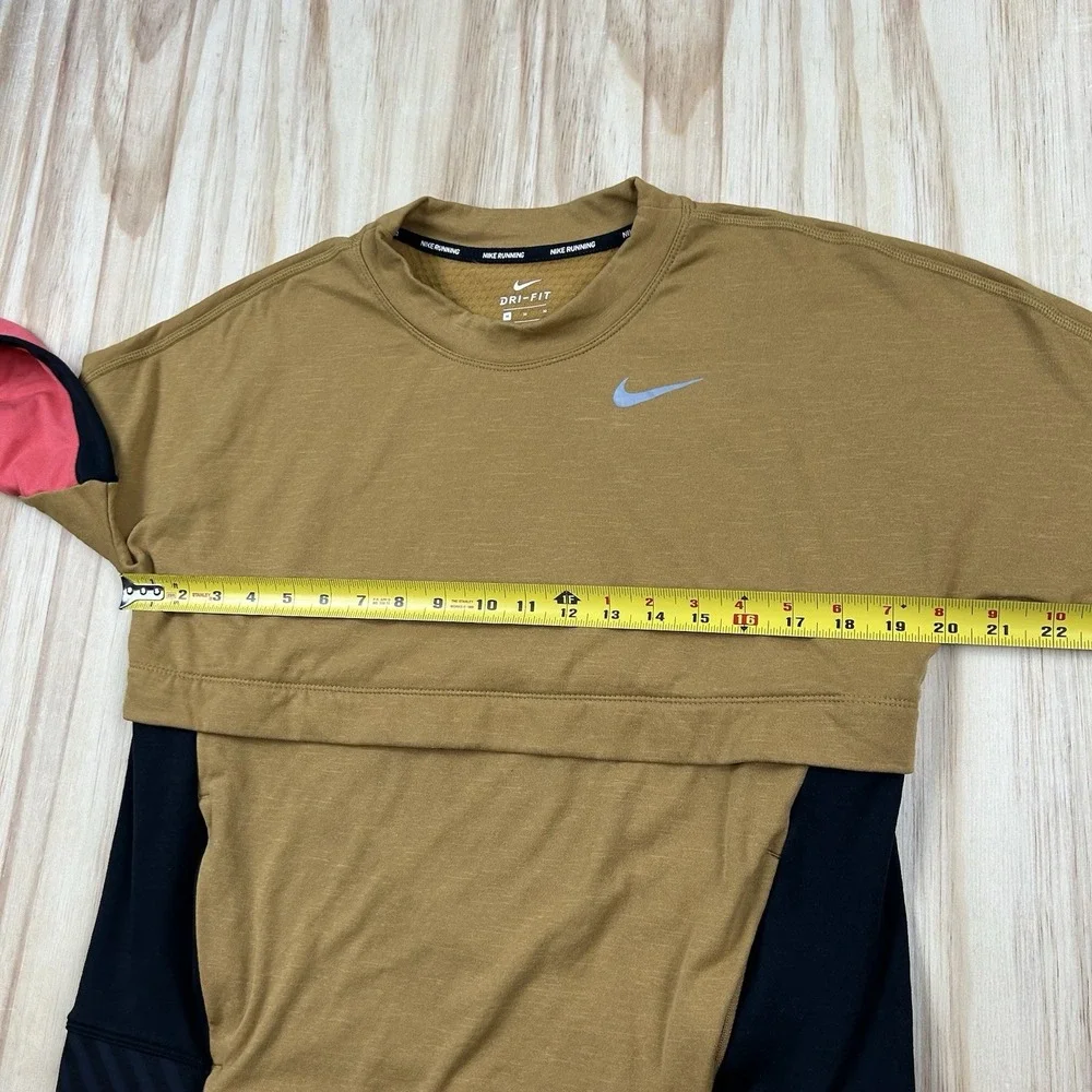 Nike Dri-FIT Therma Sphere Women's Medium Crop Running Top Colorblock Athletic